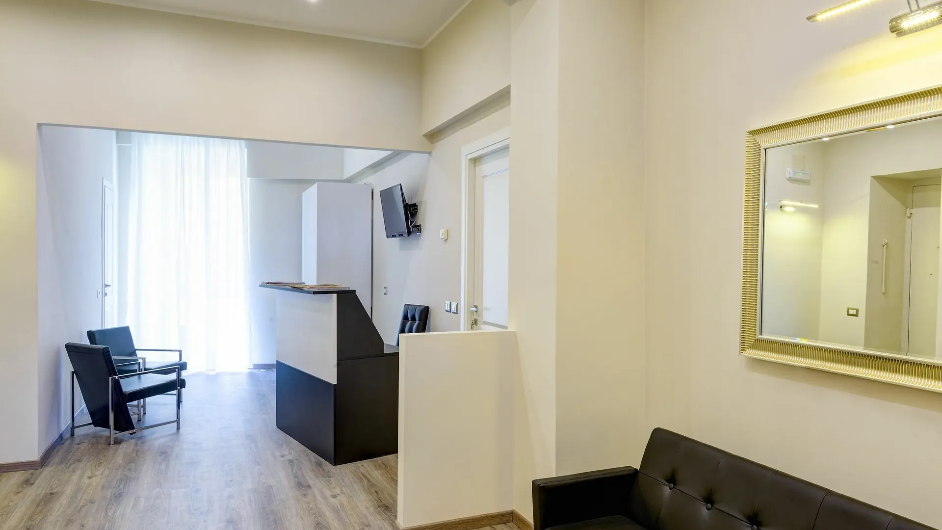 Rhs Rienzo Suites Rome